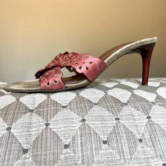 Couture by Donald J. Pliner Distressed Red Leather Heeled Slide Sandal Women 7.5 - Picture 2 of 13